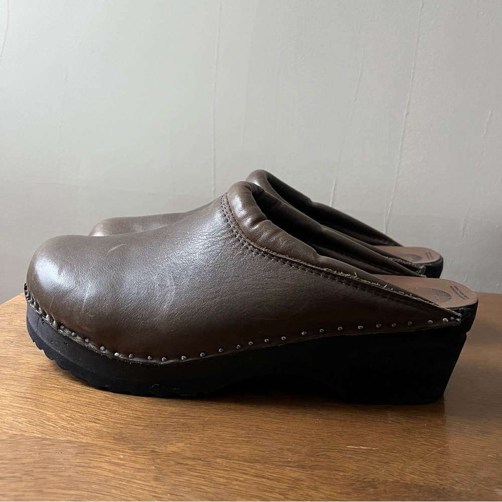 troentorp clogs in olive leather EU 41